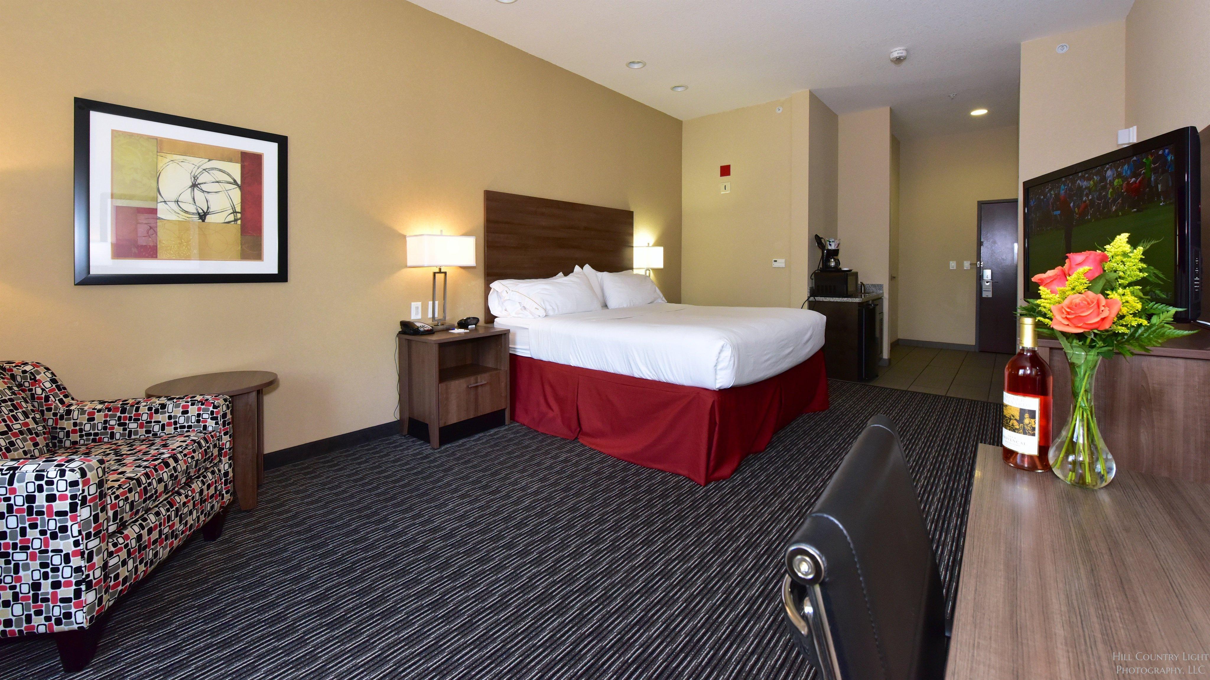 Holiday Inn Express & Suites Fredericksburg By Ihg Eksteriør billede