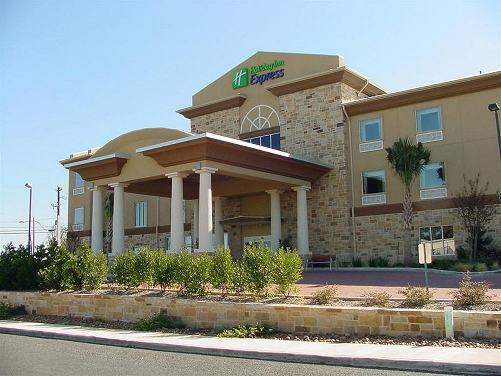 Holiday Inn Express & Suites Fredericksburg By Ihg Eksteriør billede