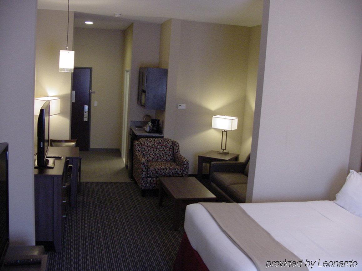 Holiday Inn Express & Suites Fredericksburg By Ihg Eksteriør billede